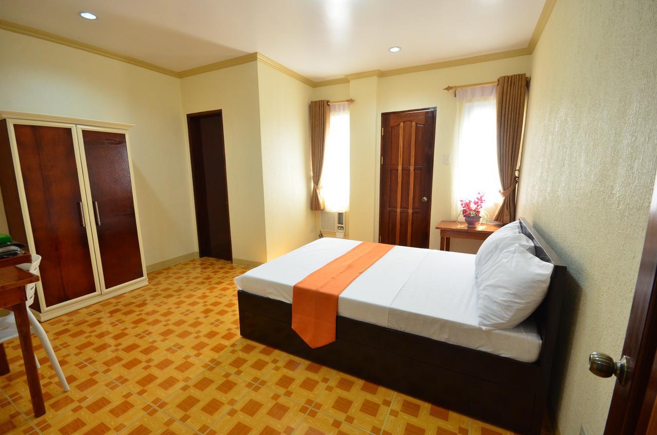 Gilin Pension House Puerto Princesa Exterior photo
